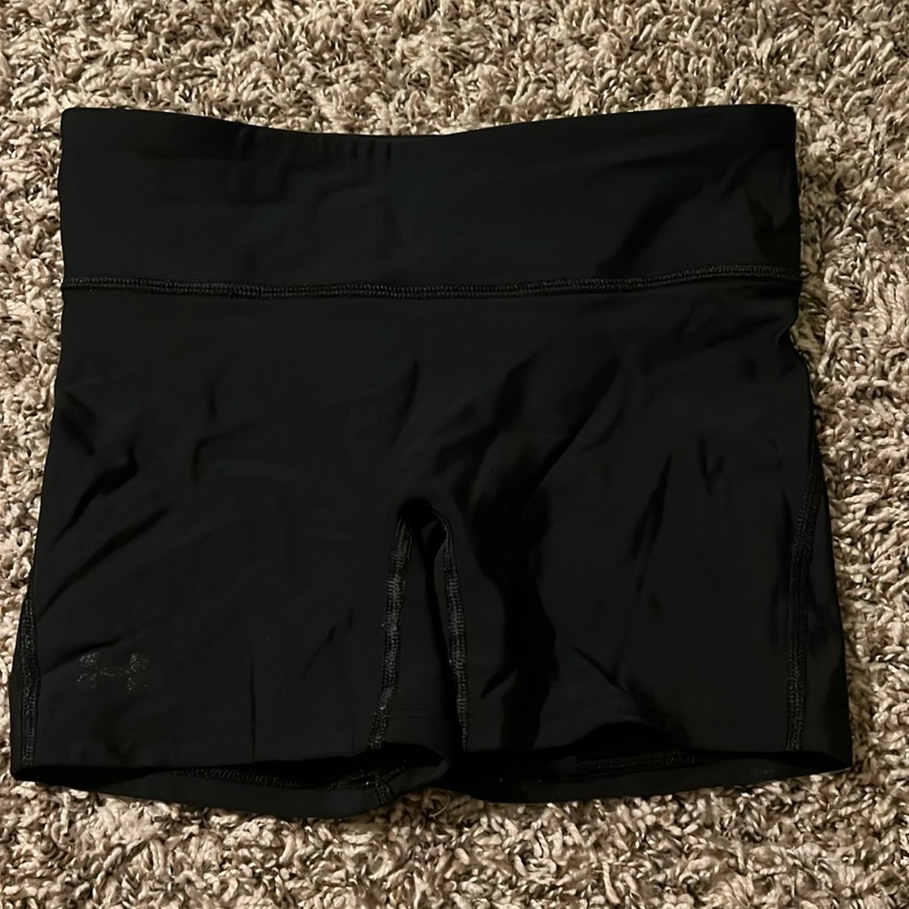 Under Armour spandex shorts XS